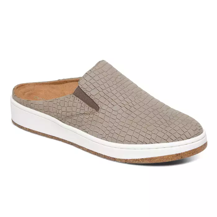 Aetrex Women's Sasha Croc Taupe