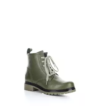 CARINAS FORREST Round Toe Boots