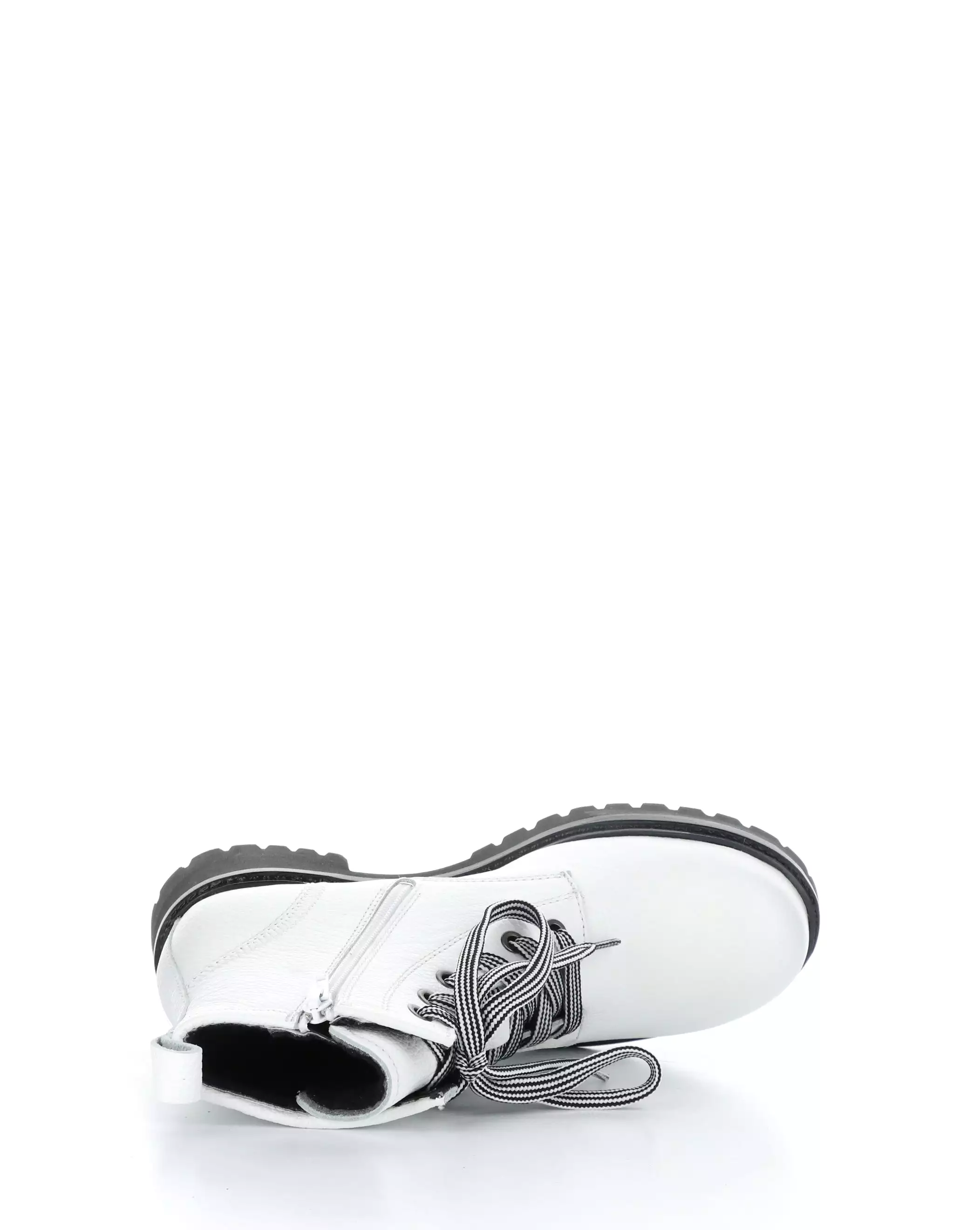 CARINAS WHITE Round Toe Boots