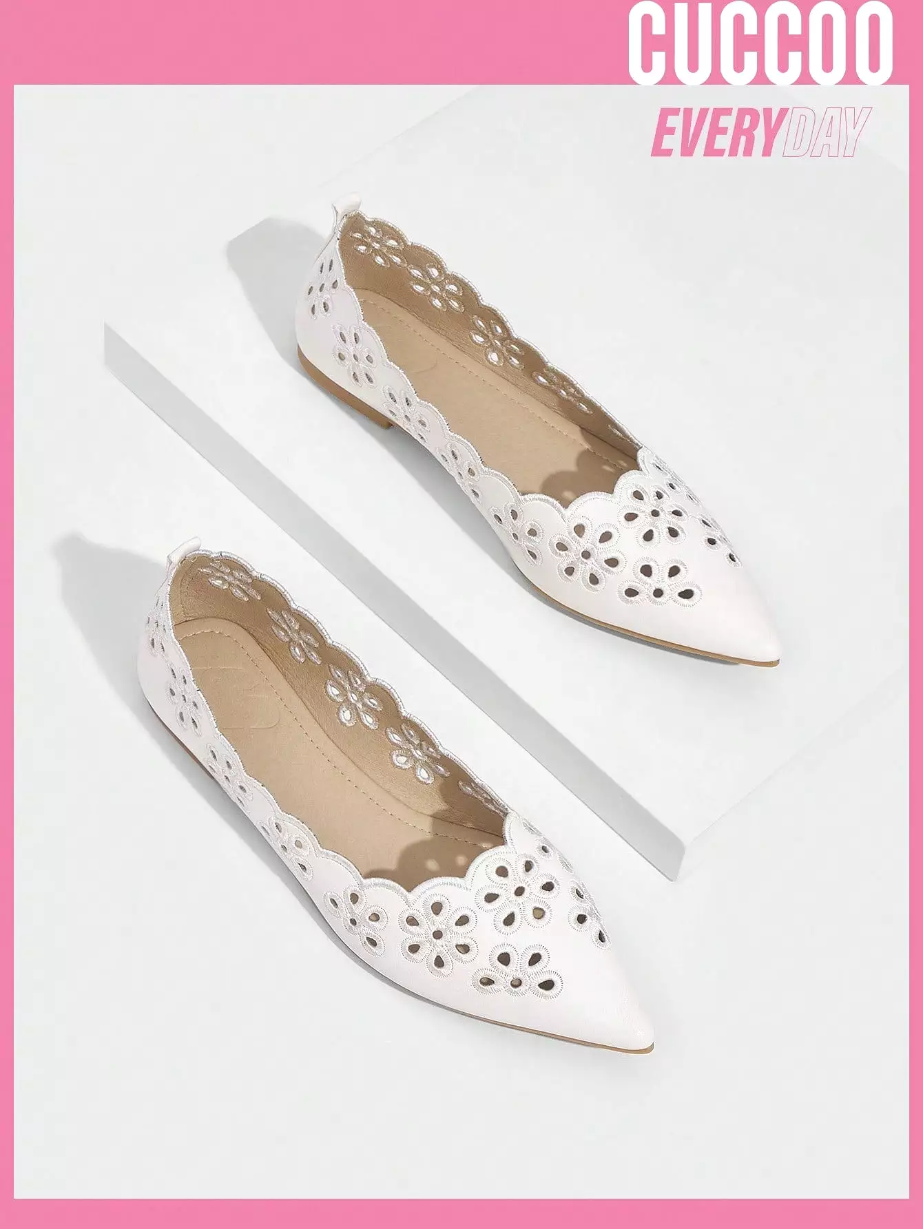 Fashionable White Hollow Out Embroidered Flat Shoes For Women For Spring And Summer