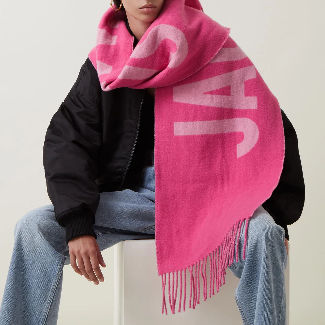 JACQUEMUS Lécharpe Fringe Logo Scarf - Pink