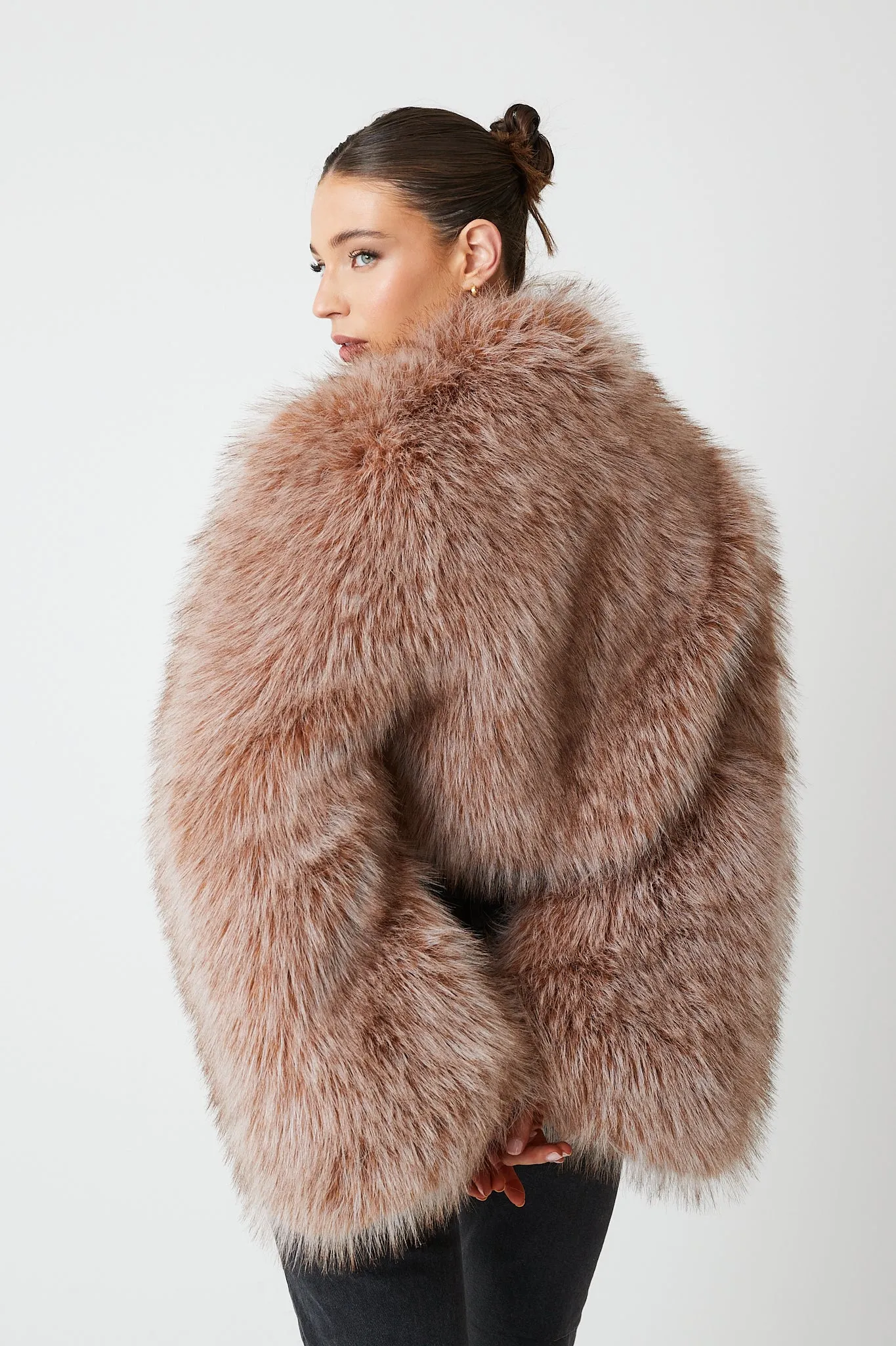 Lea Premium Faux Fur Coat