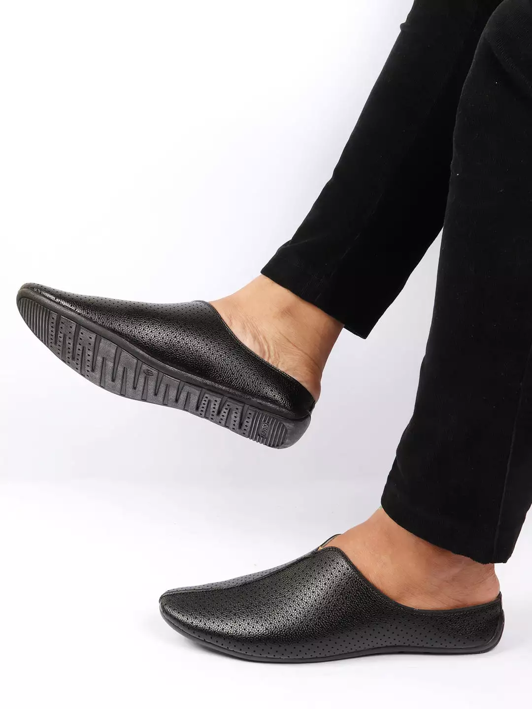 Men Black Back Open Perforated Design Ethnic Party Wedding Mules Slip On Shoes