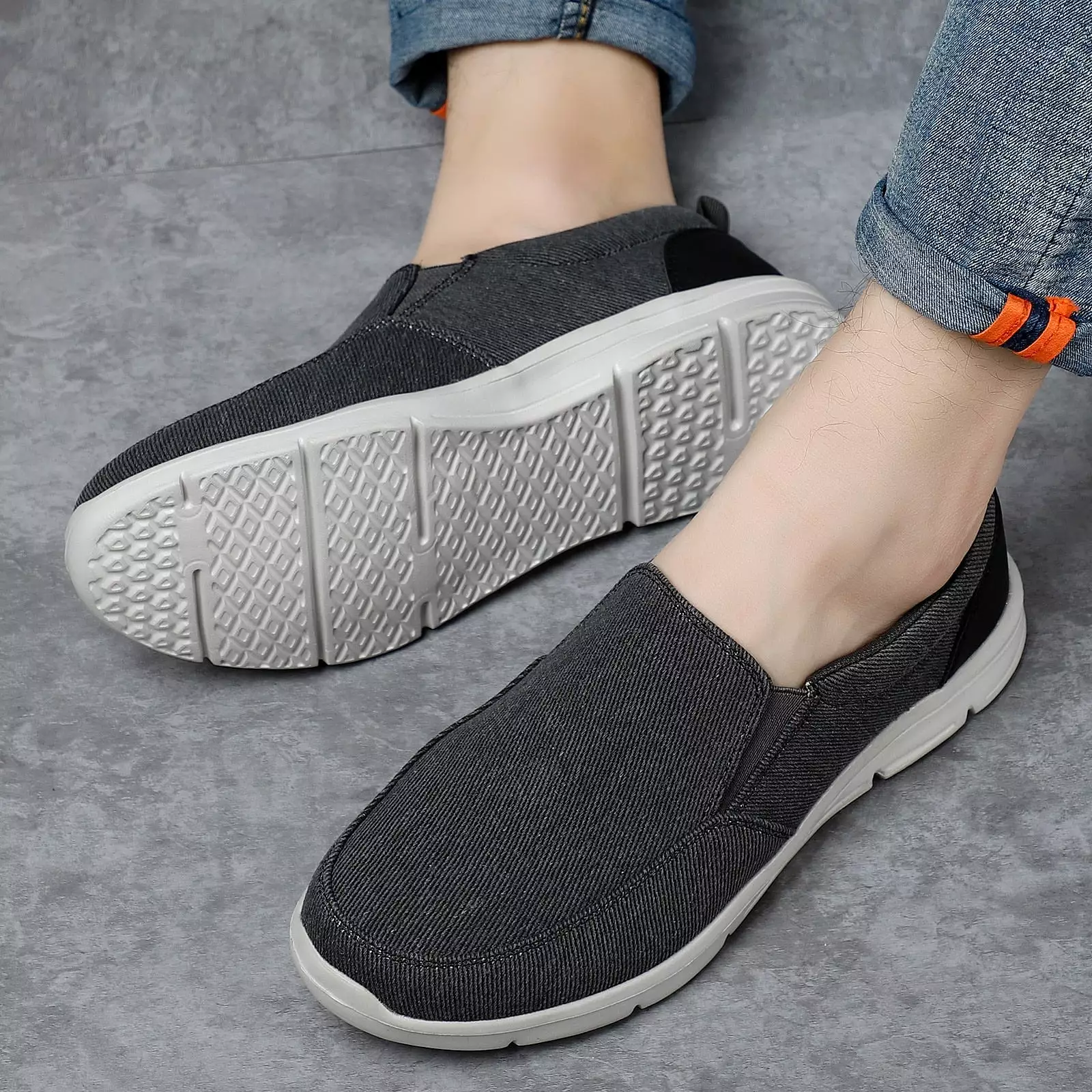 Men Shoes Summer Canvas Shoes Breathable Comfortable Outdoor Slip On Walking Sneakers Classic Loafers For Men