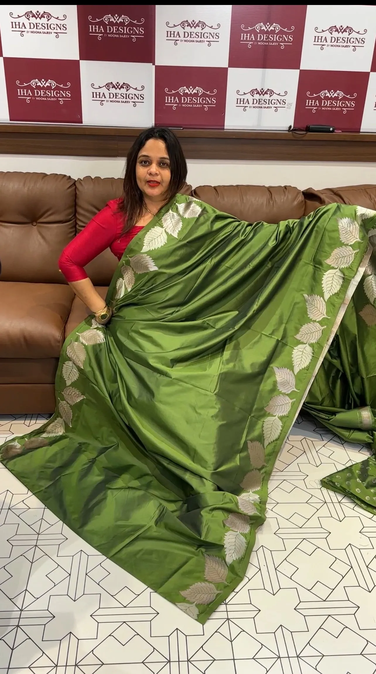 SEMI BANARASI SAREES - IHA 14238