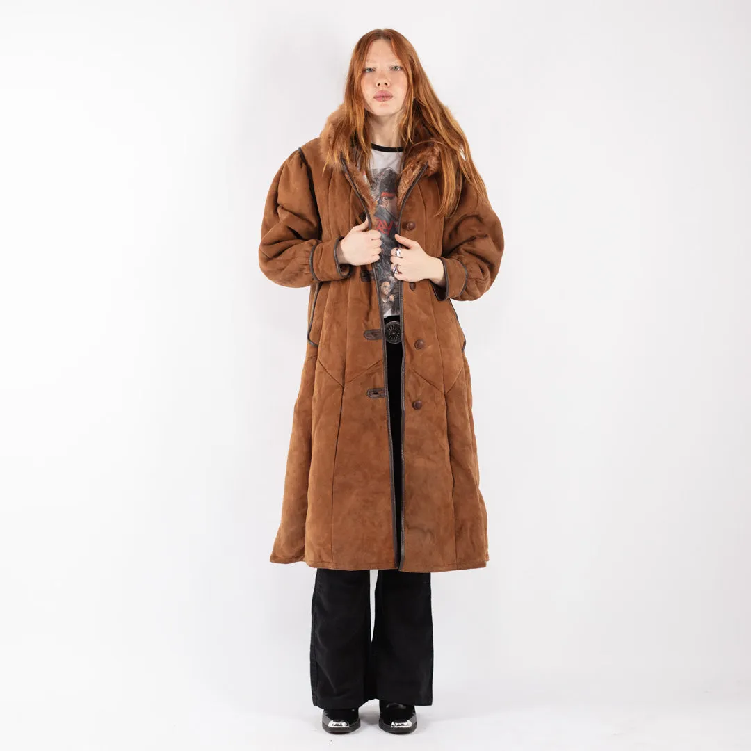 Vintage 70's Women Hooded Sheepskin Coat in Brown