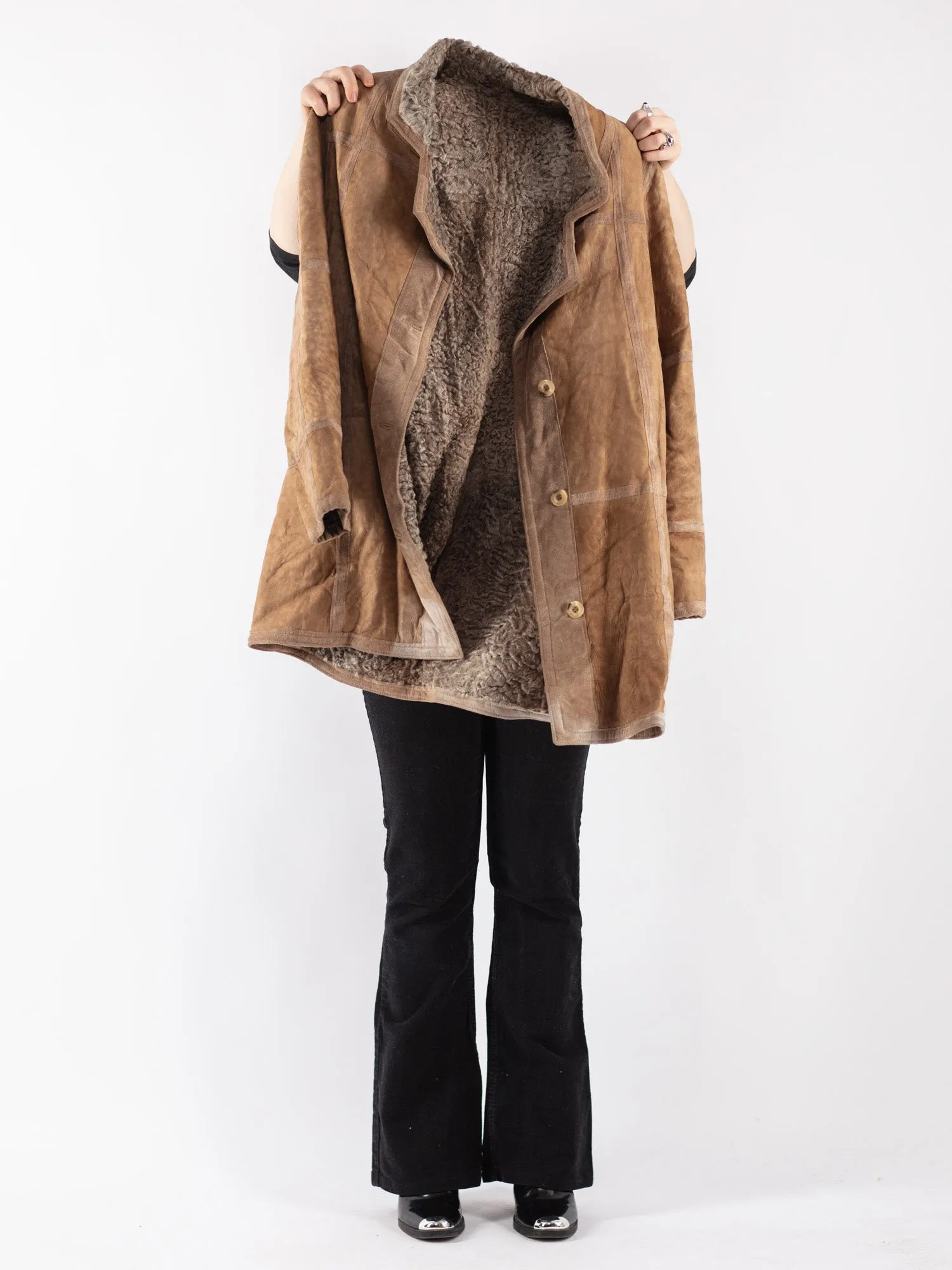 Vintage 90's Women Sheepskin Coat in Beige