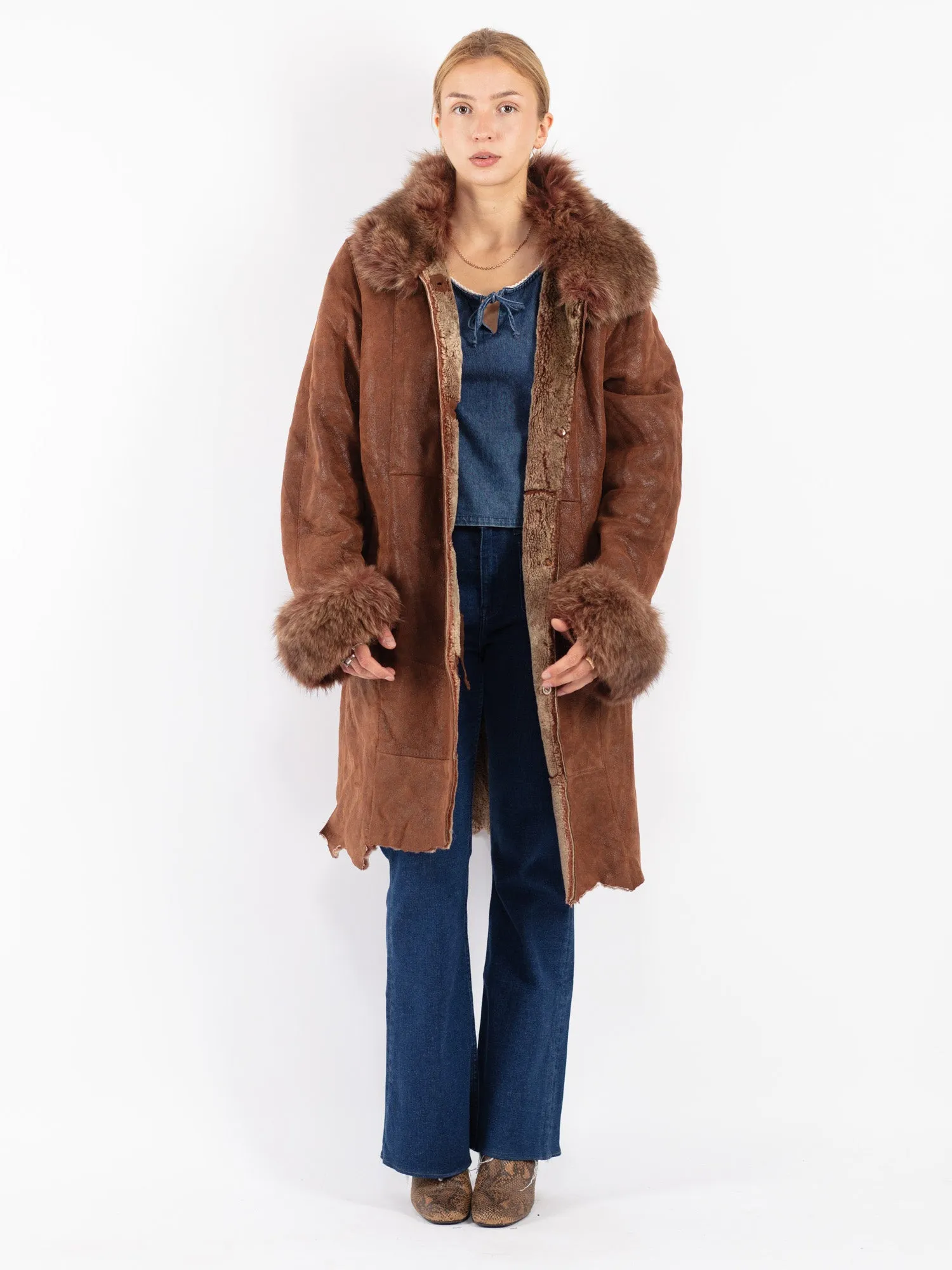 Vintage 90's Women Sheepskin Coat in Brown