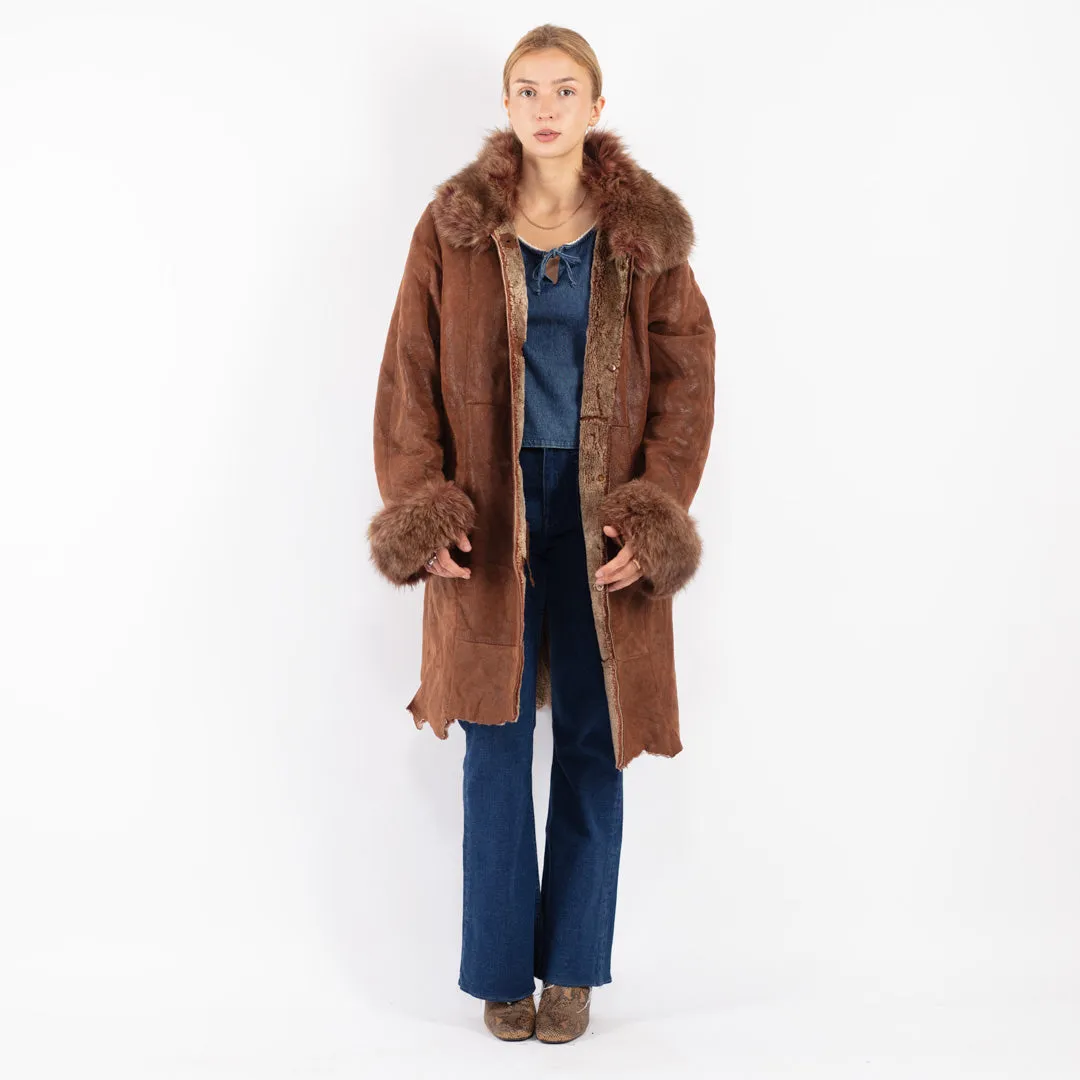 Vintage 90's Women Sheepskin Coat in Brown