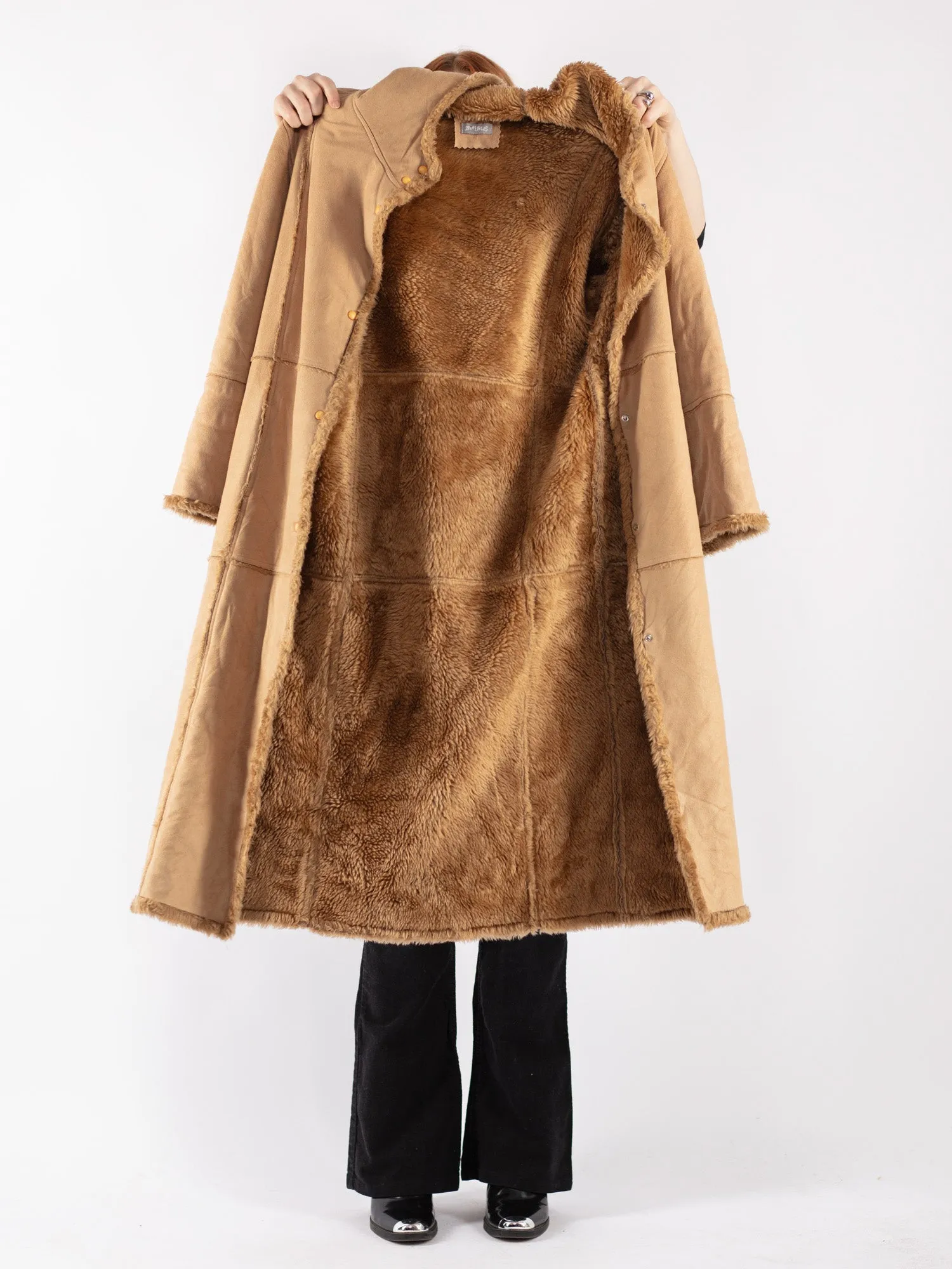 Vintage 90's Women Sherpa Coat in Beige