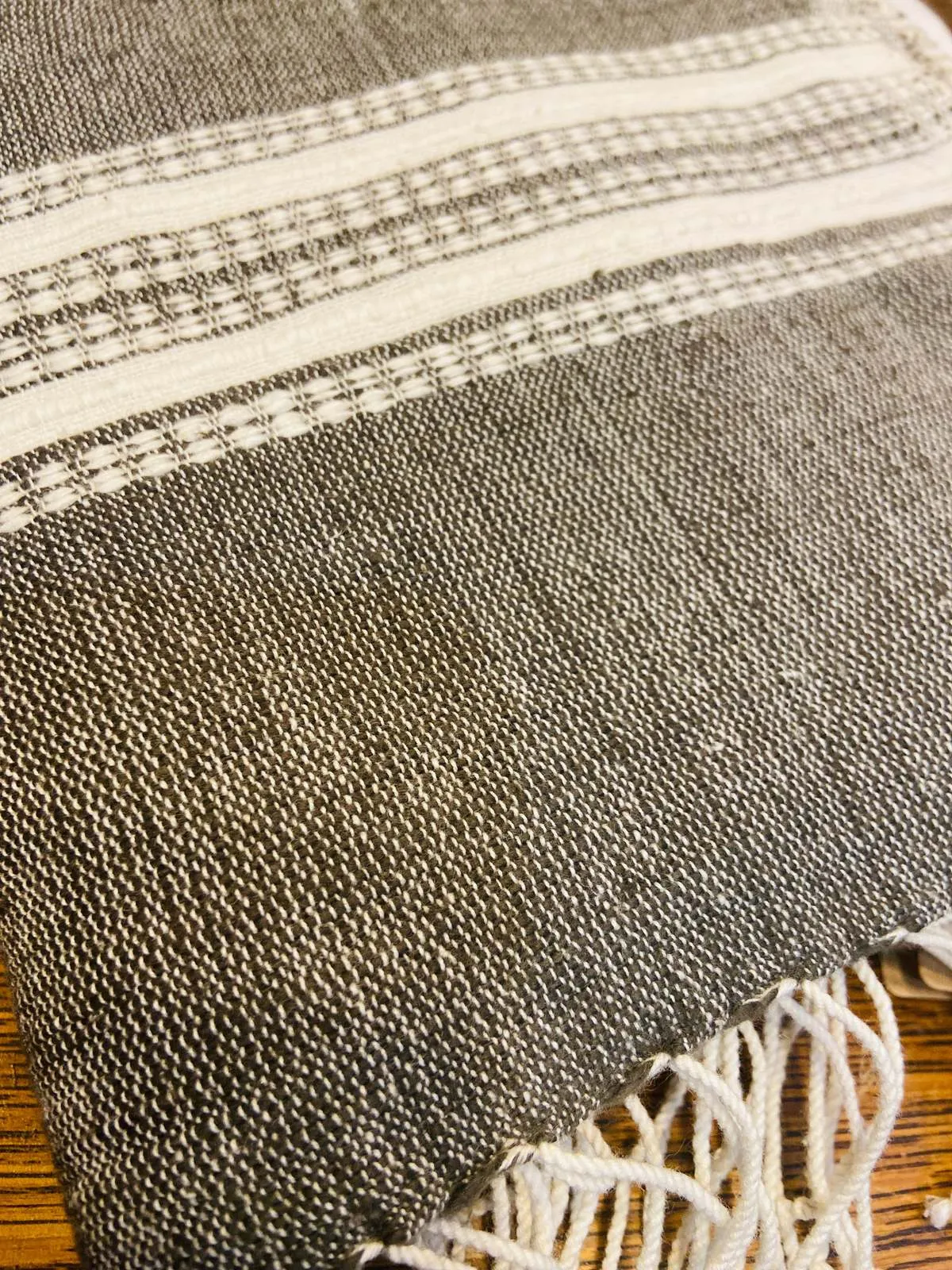 Walia Handloomed Scarf/Throw