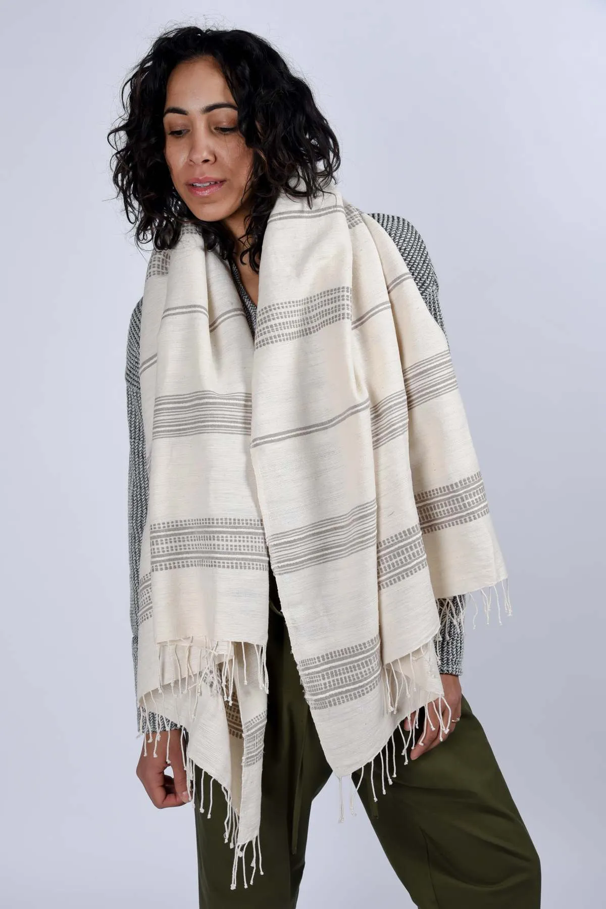 Walia Handloomed Scarf/Throw